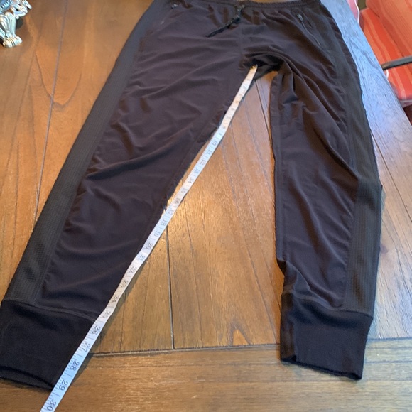 VIMMIA Bond Unwind City Pant - Picture 7 of 10